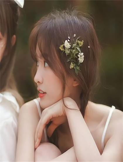 探索《贱女孩谋杀案 第二季》的奥秘：隐藏细节与深层意义